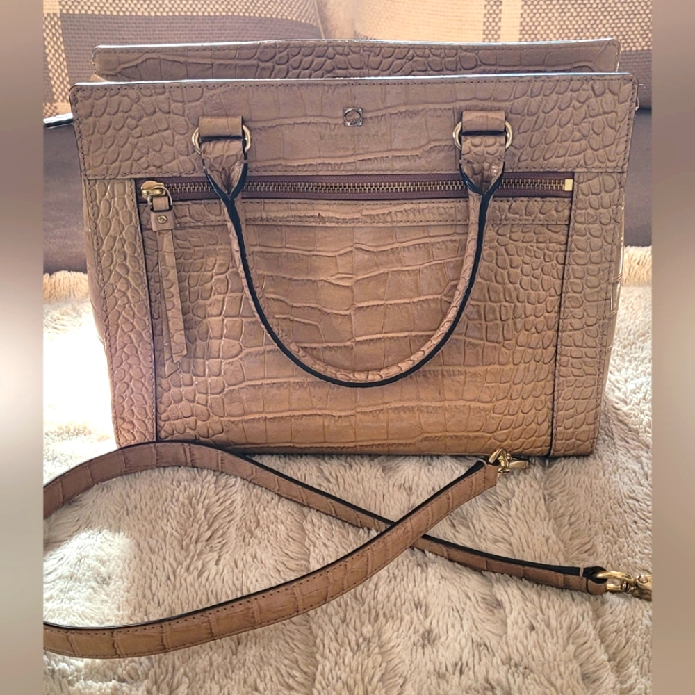 Kate Spade Tan Croc Embossed Handbag, EUC
